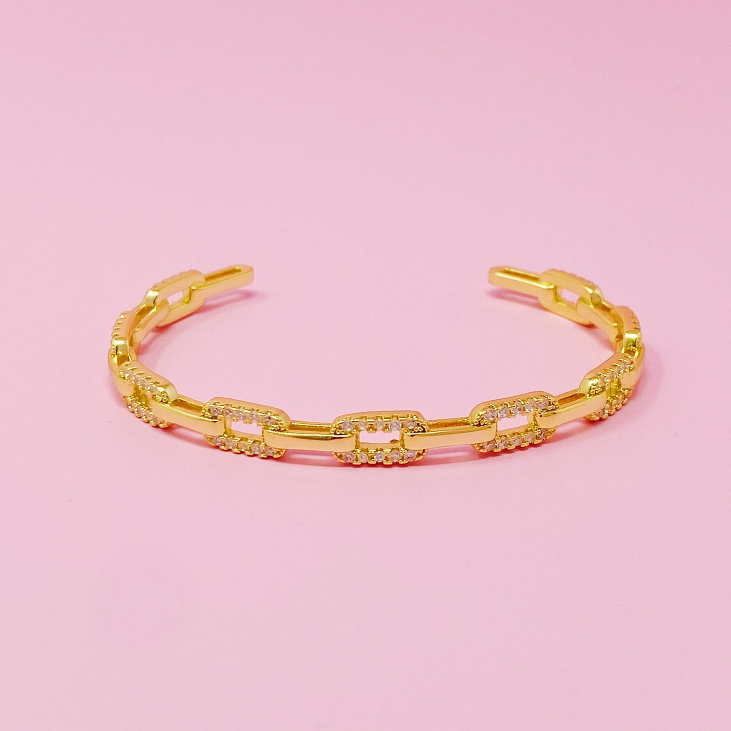 Alternatively Linked Open Bangle Bracelet